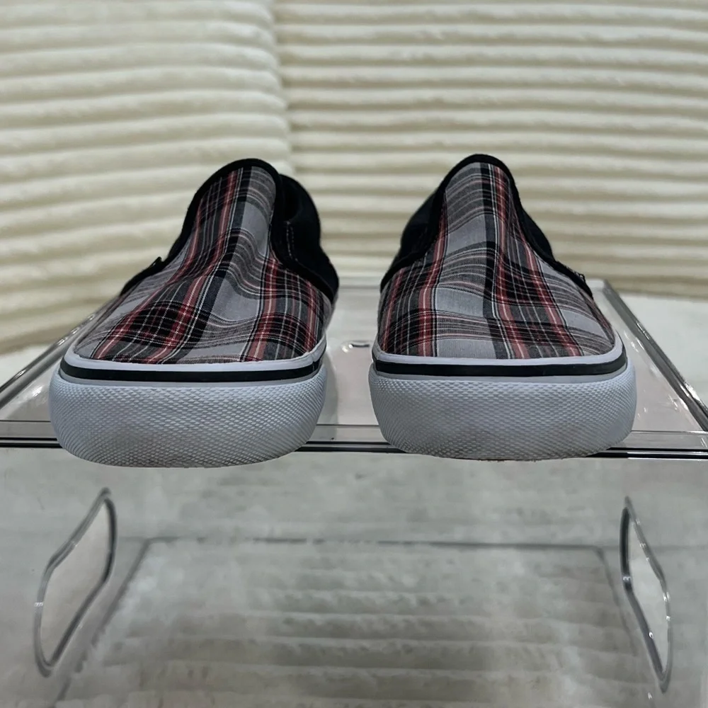 Skechers Kids' Black,Red And Gray Plaid Slip-On Sneakers Size Girls 1